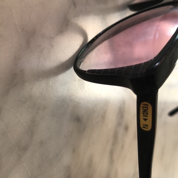 Vintage Fendi Sunglasses - Picture 4 of 12